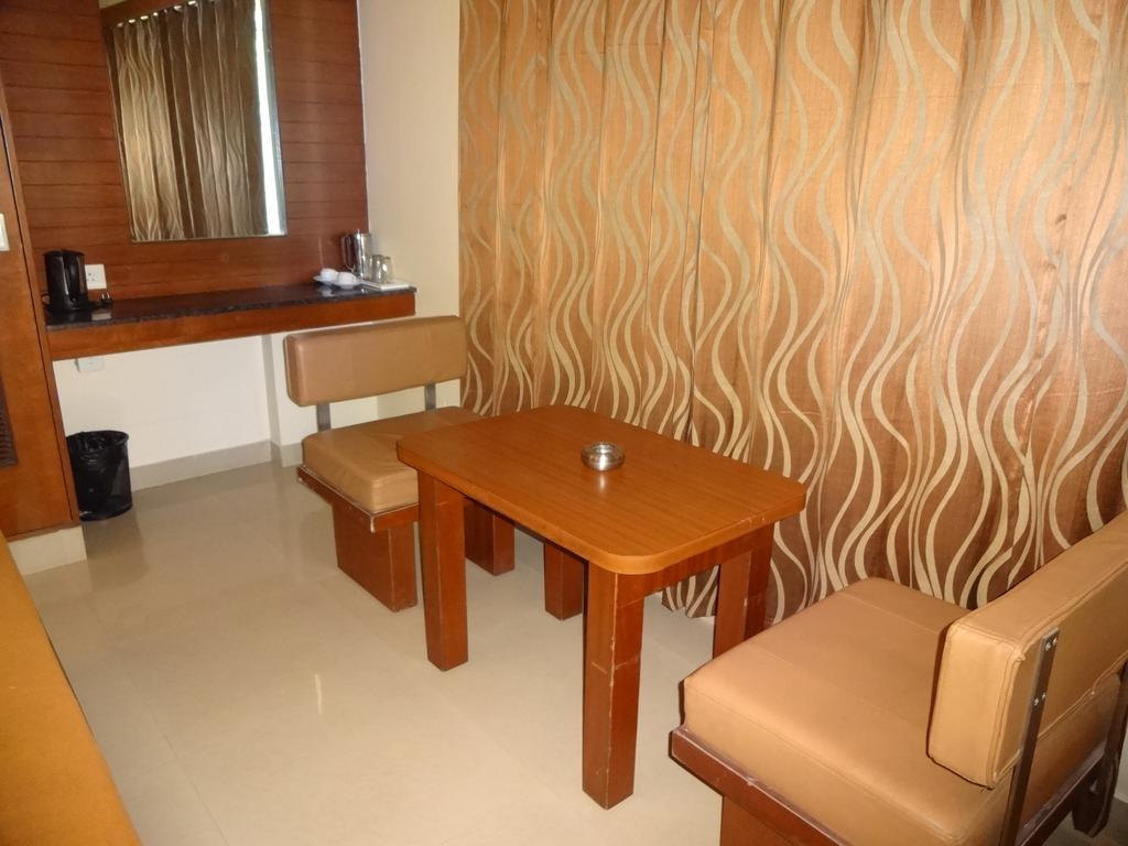 Sheetal Residency Hotel Bangalore Exterior photo