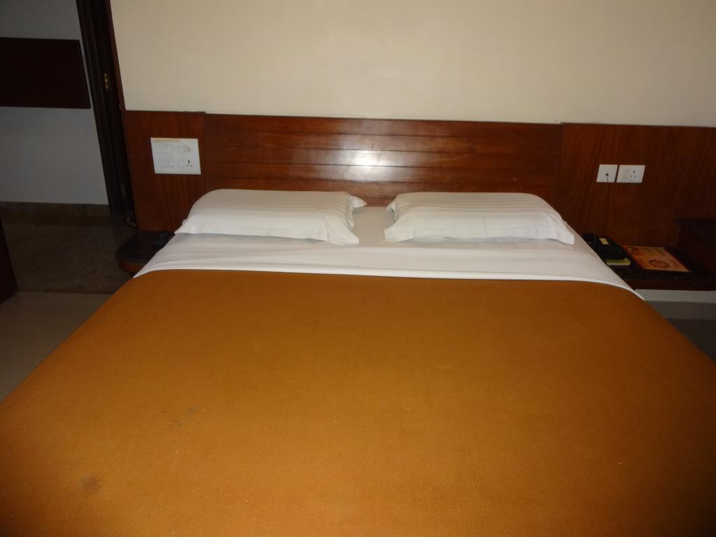 Sheetal Residency Hotel Bangalore Exterior photo