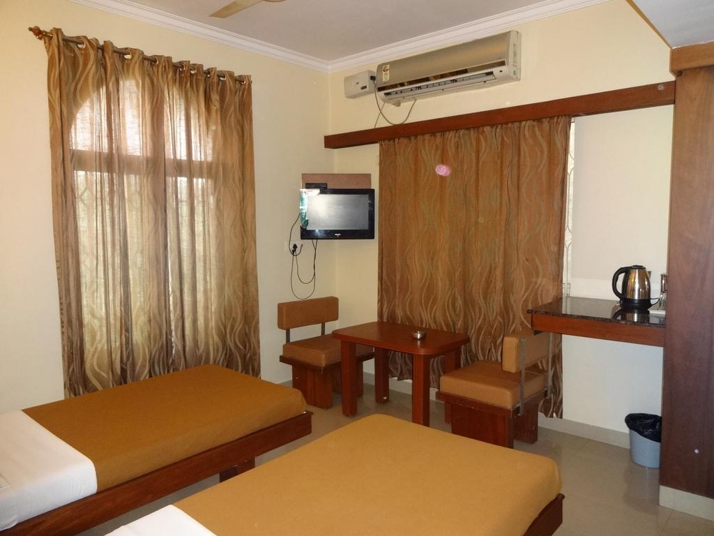 Sheetal Residency Hotel Bangalore Exterior photo